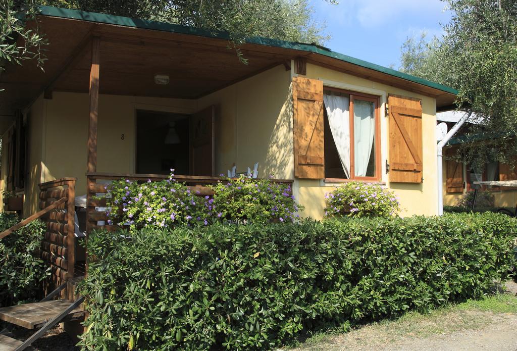 Il Frantoio Camping San Bartolomeo Al Mare Room photo